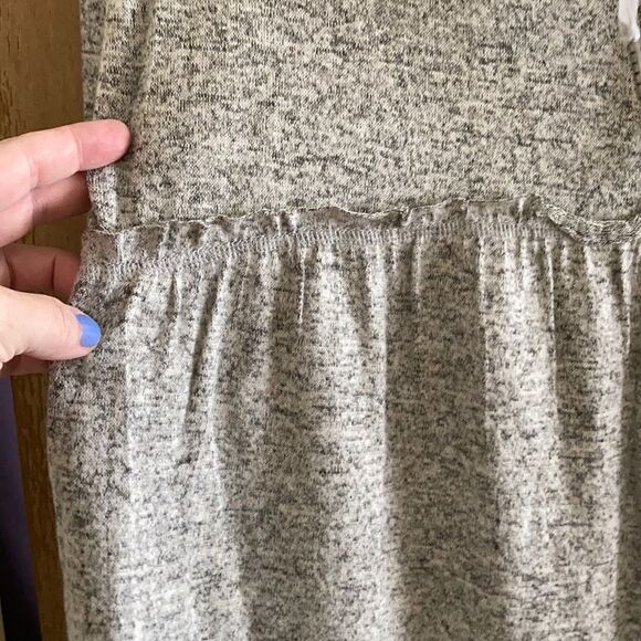 Betsey Johnson Performance Cowl Neck L/S - Picture 2 of 9